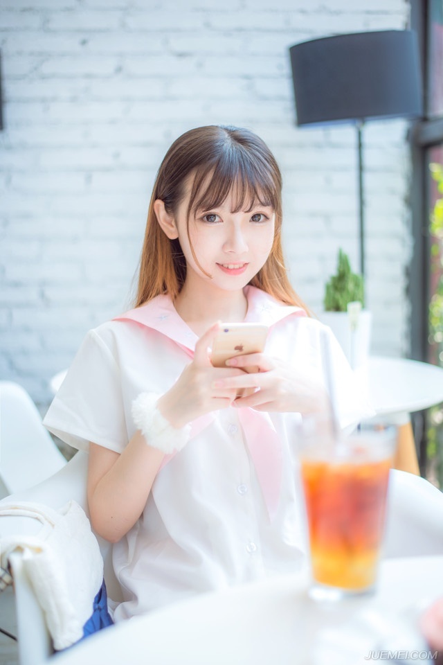 杀刘璋的声音越来越强烈，以张松为首的益州世家数次在刺史府前请命，最终还是将不想掺和此事的庞统给扯进来了。